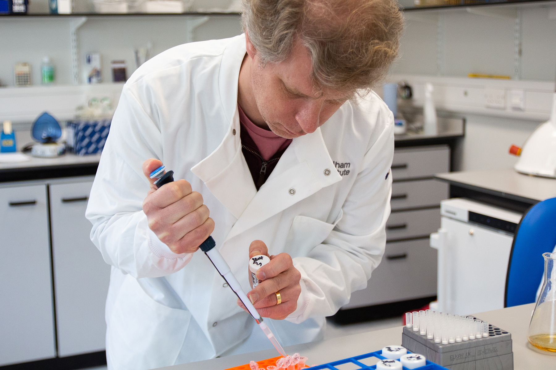 Prof Nieduszynski in his lab at the Earlham Institute Prof Nieduszynski in his lab at the Earlham Institute