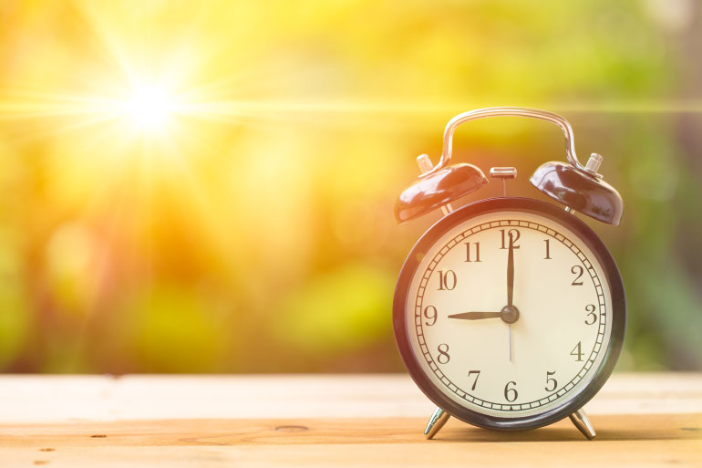 Tick tock alarm clock summertime circadian rhythms Tick tock alarm clock summertime circadian rhythms
