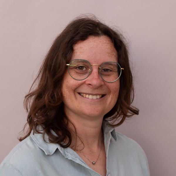 Profile of Laura Shemlit