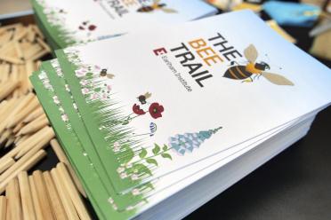 Bee trail leaflets
