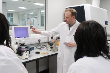 Dr Iain Macaulay, Group Leader at the Earlham Institute and single-cell lead
