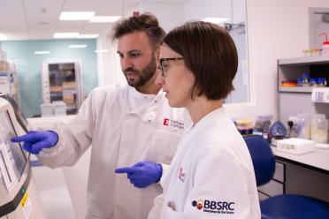 Davide Annese and Carolina Grandellis of the Earlham Biofoundry