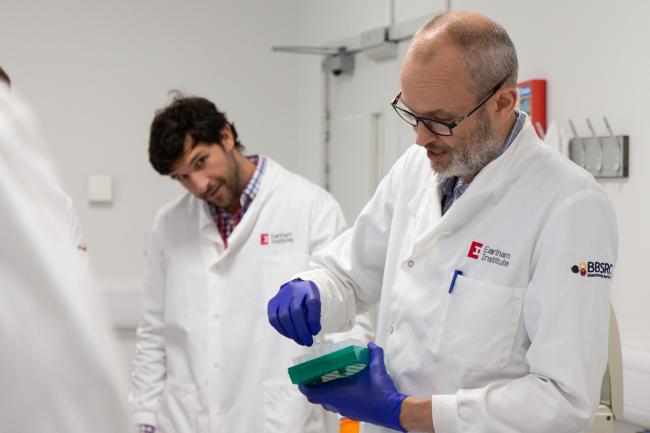 Dr Darren Heavens in the training labs at the Earlham Institute. 