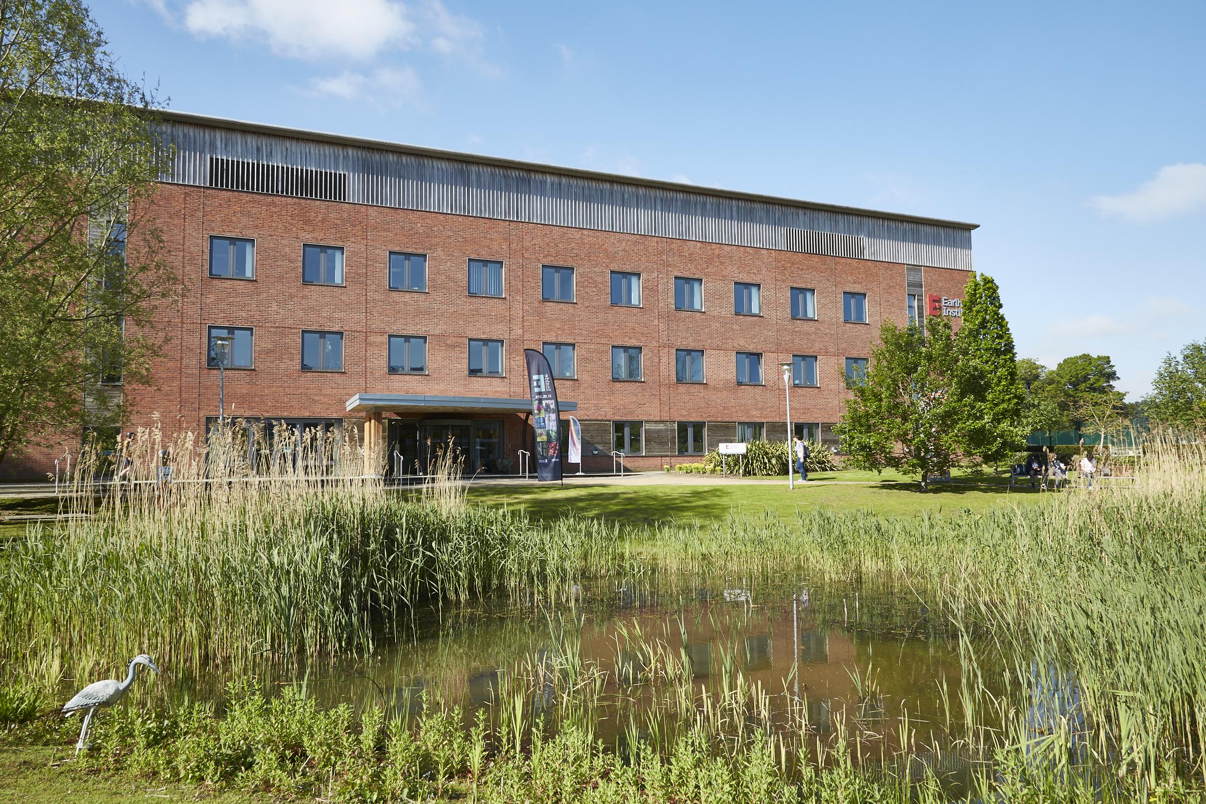 The Earlham Institute building outside